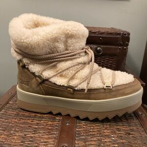 COUGAR “Verity” Genuine Shearling - Waterproof Cold Weather Boots